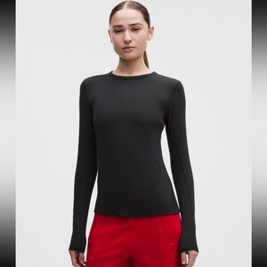 Lululemon Hold Tight long sleeve Tshirt NWT sz 4 black